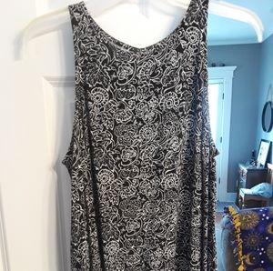 Beautiful women's floral print tank